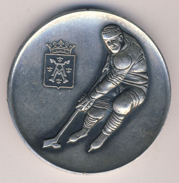 Медаль. Хоккей. Матч 2-х сборных Финляндия - СССР.  Финляндия. D-58мм 1968 - аверс