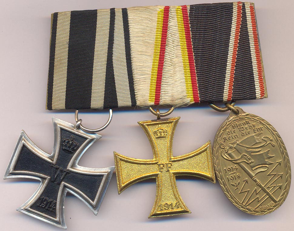 Награждение крестом. Железный крест 1942. Железный крест 1 мировой войны. Железный крест награда Германии 1914. Рыцарский крест 1914.