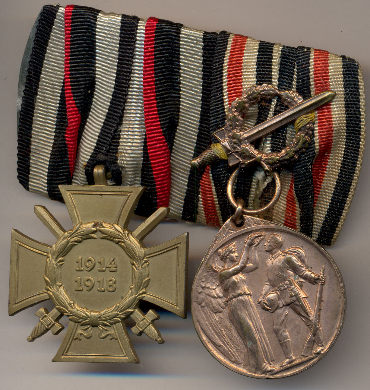 Всемирные награды. Ордена и медали ФРГ. Медали Германии второй мировой войны. Медаль Гинденбурга.