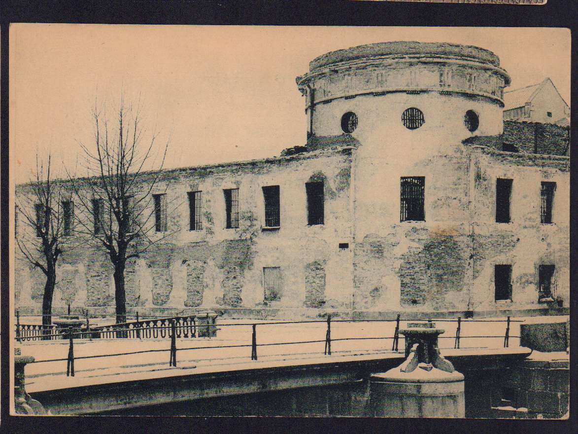 Литовский замок Старов